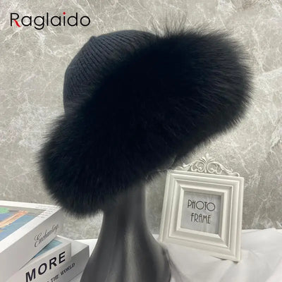 Stylish Winter Beanie Hat with Natural Fox Fur
