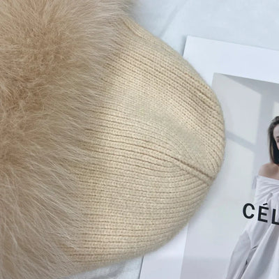 Stylish Winter Beanie Hat with Natural Fox Fur
