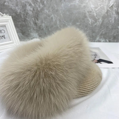 Stylish Winter Beanie Hat with Natural Fox Fur