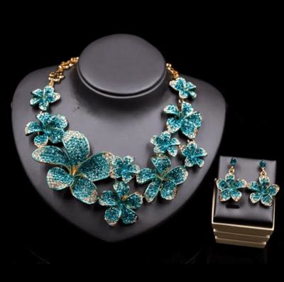 Flower Bomb Necklace Set